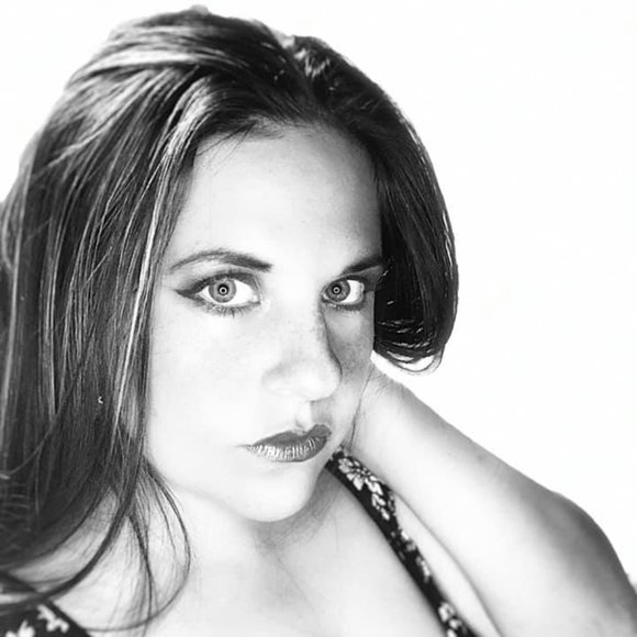 Meet your Posher, Julia (Posh Ambassador) - Picture 1 of 16